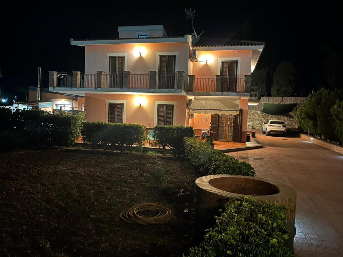 Donnapeppina Siracusa بليميرو المظهر الخارجي الصورة
