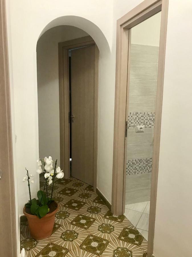 Donnapeppina Siracusa بليميرو المظهر الخارجي الصورة