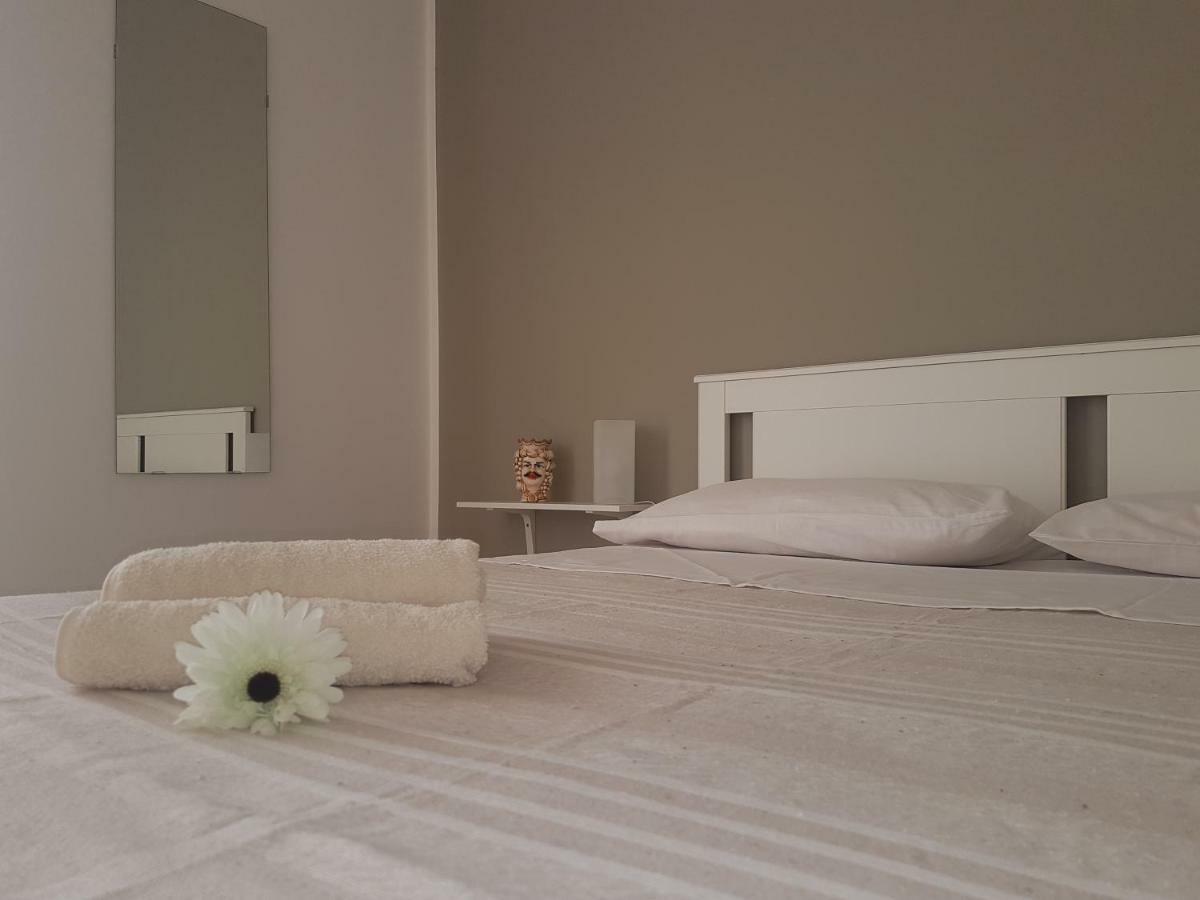 Donnapeppina Siracusa بليميرو المظهر الخارجي الصورة