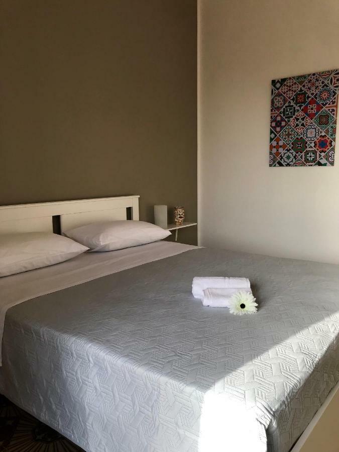 Donnapeppina Siracusa بليميرو المظهر الخارجي الصورة