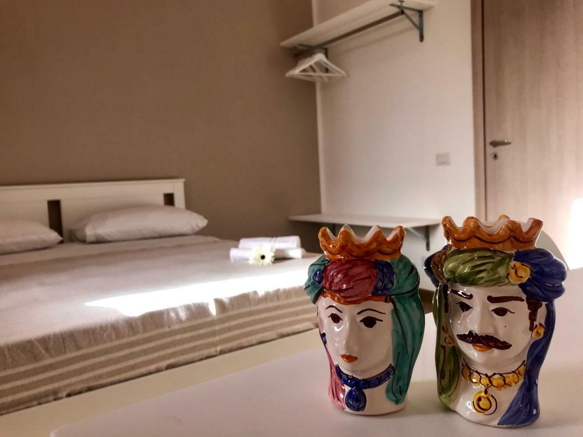 Donnapeppina Siracusa بليميرو المظهر الخارجي الصورة