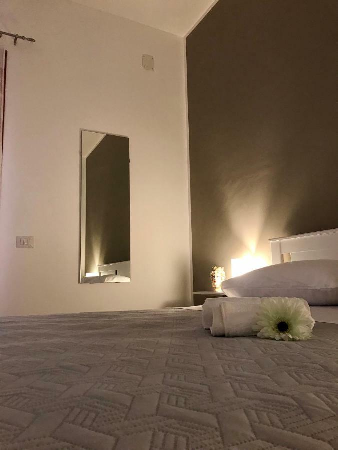 Donnapeppina Siracusa بليميرو المظهر الخارجي الصورة